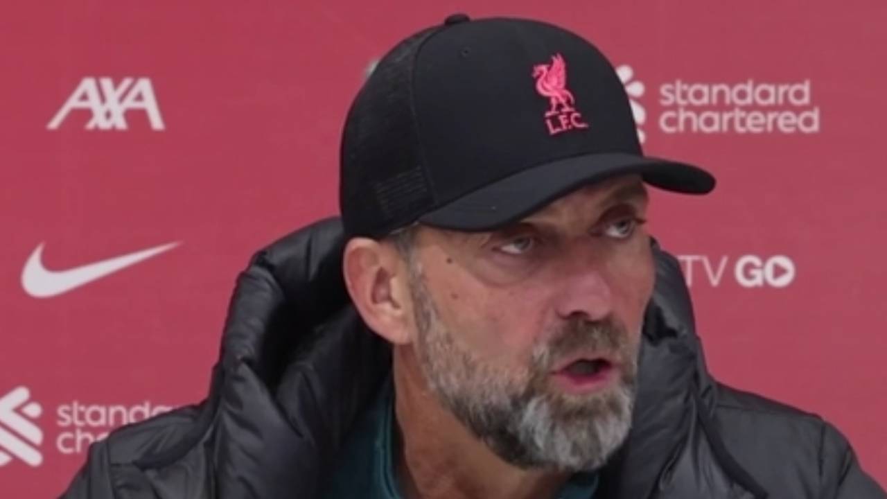Reds feiern Abwehr-Ass