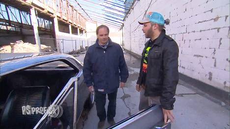 Während PS PROFIS Jean-Pierre im Urlaub verweilt, bekommt Sidney den Auftrag für Heiko einen coolen „HotRod“ an den Start zu bekommen. Der 42jährige Fotograf hat aber noch ein zweites Ass im Ärmel. Auftrag Auto-Moderator Alex Wesselsky macht sich ebenfalls auf die Suche nach einem passenden Gefährt. Zur Auswahl steht ein Ford A-Modell und ein Ford B-Modell. Die etwas andere Art von „American Drive“ wird repräsentiert von einem Pontiac Le Mans