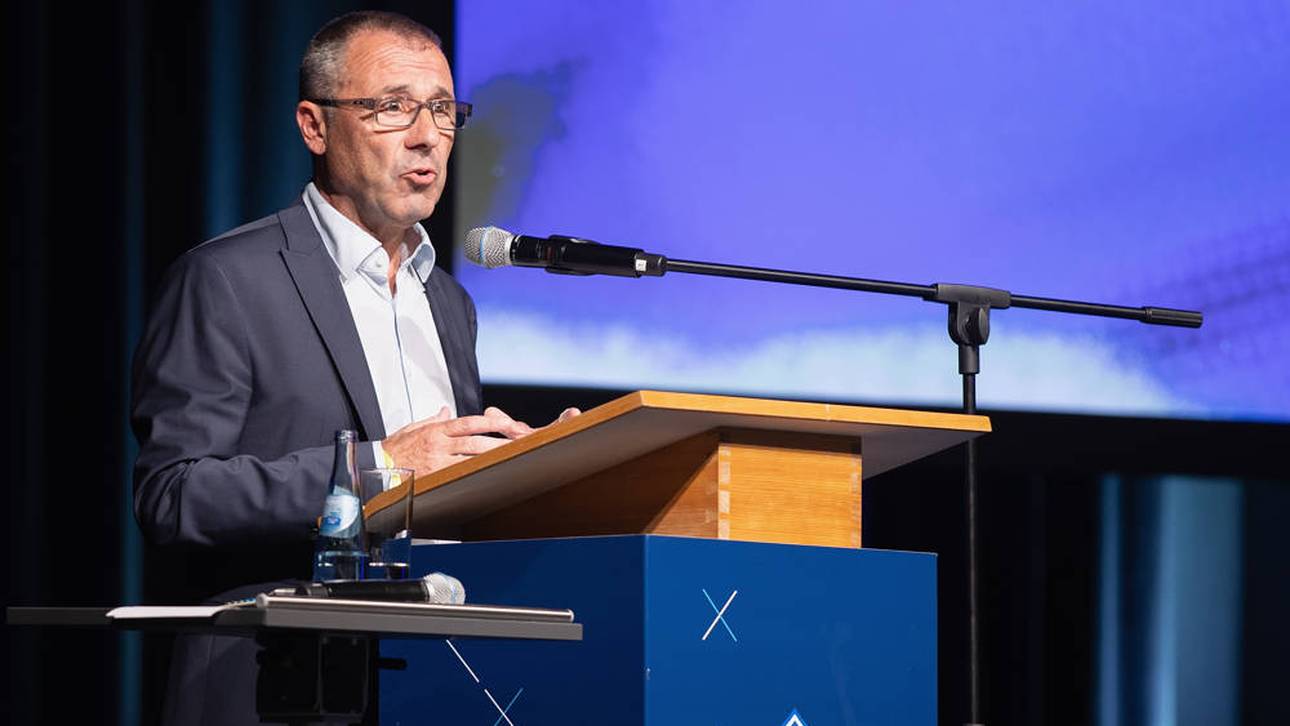 Hoffenheim-Boss tritt zurück