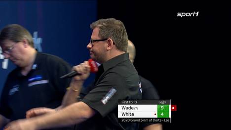  James Wade besiegt im Achtelfinale beim Grand Slam of Darts Landsmann Ian White mit 10:4. "The Machine" brilliert vor allem mit seiner Quote auf die Doppelfelder. 