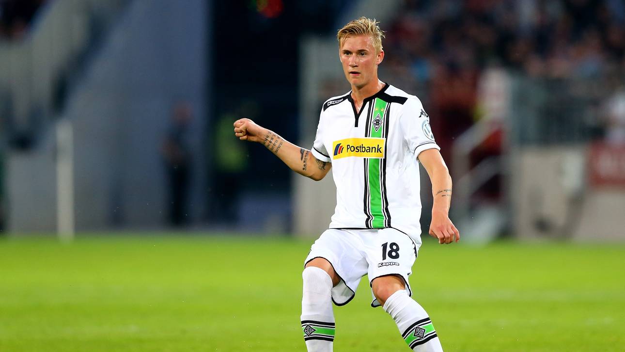 FC St. Pauli v Borussia Moenchengladbach  - DFB Cup