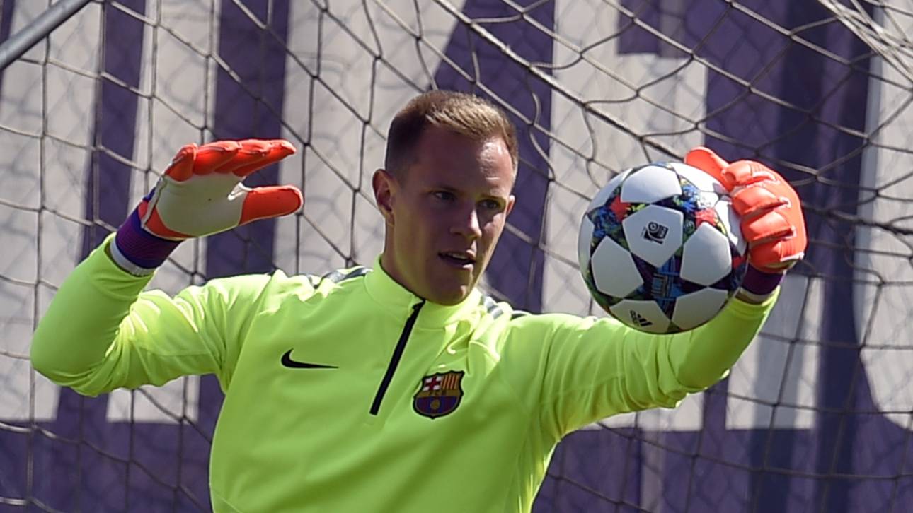 FC Barcelona-Training-Marc-Andre ter Stegen
