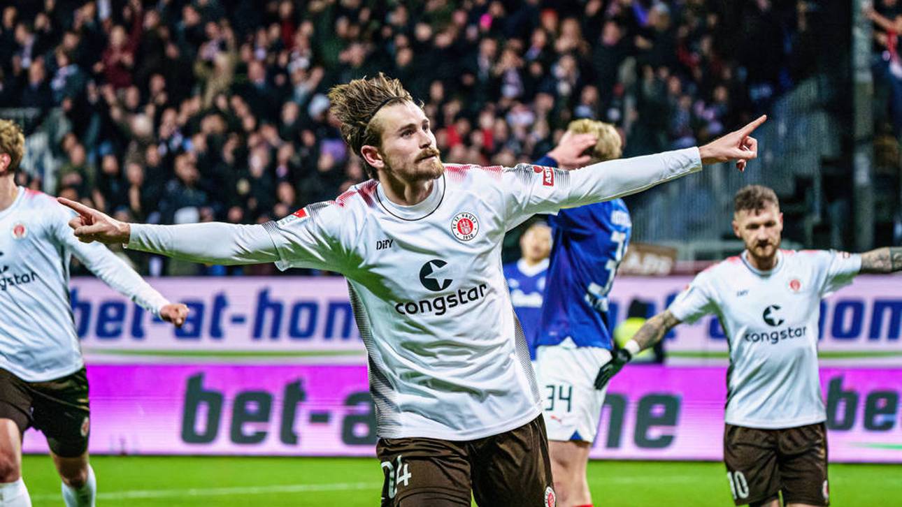 Irres Tor-Spektakel im Spitzenspiel