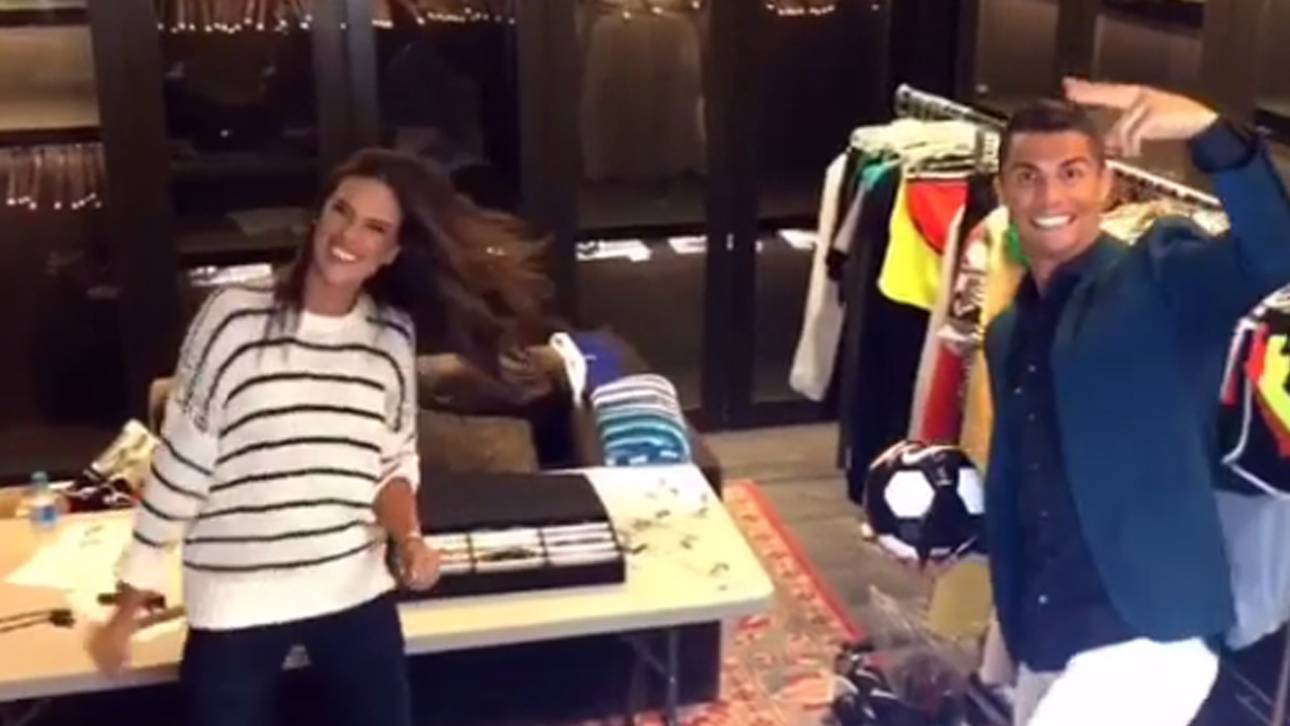 Ronaldo zaubert mit Top-Model