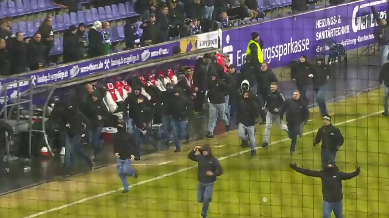 Randale überschattet Ost-Derby