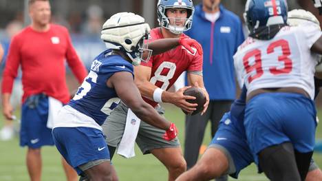 Giants-Quarterback Daniel Jones (8) in Aktion