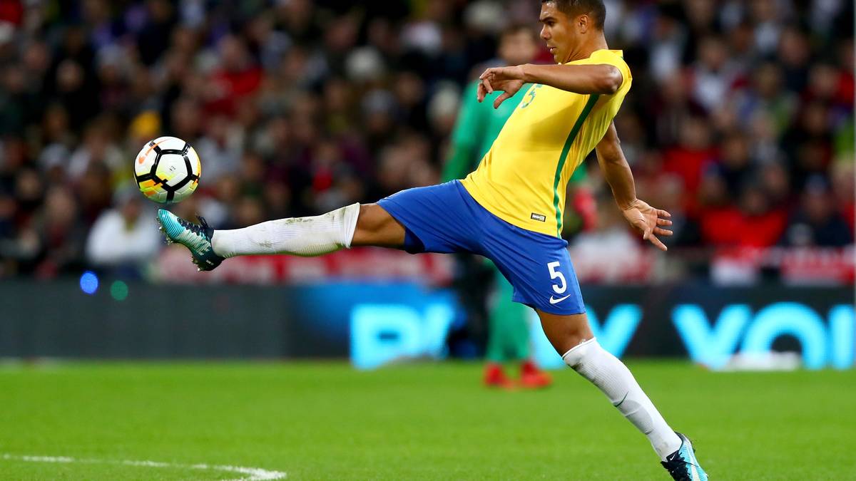 DEFENSIVES MITTELFELD - CASEMIRO (REAL MADRID)