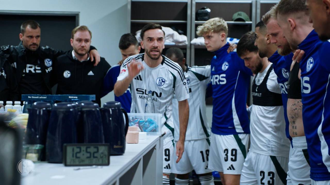 Gänsehaut! So emotional peitschte Kenan Karaman Schalke 04 zum Sieg