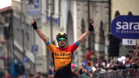 Der Slowne Jan Tratnik ist Gewinner der 16. Etappe beim Giro d'Italia 