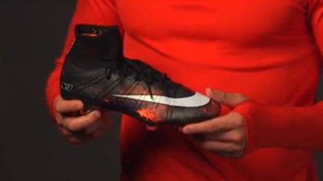 Cristiano Ronaldos neue Schuhe So heiB wie ein Vulkan These boots are made for laughing