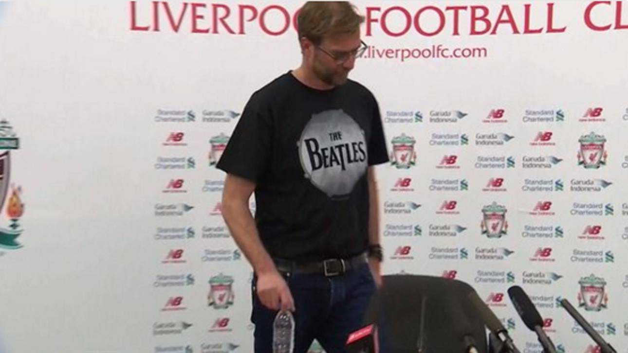 Klopp verzückt mit Beatles-Shirt