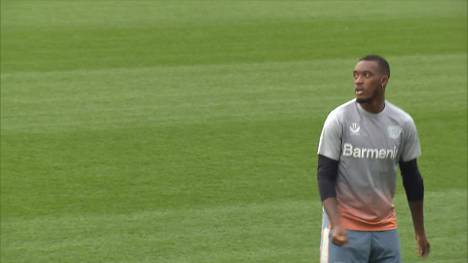 Bayer Leverkusen kann in der Fußball-Bundesliga bis zum Saisonende mit dem englischen Flügelspieler Callum Hudson-Odoi planen.