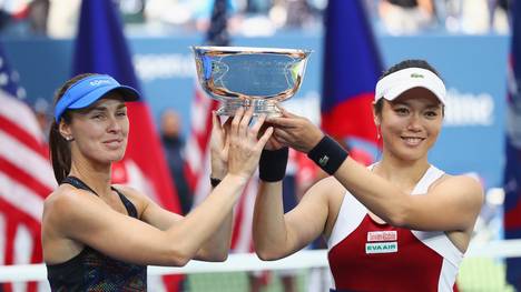 Martina Hingis (links) und Yung-Jan Chan aus Taiwan bilden das weltbeste Damendoppel