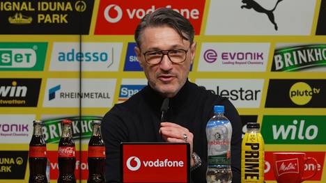 Karim Adeyemi zeigt beim BVB gegen den FC Augsburg eine beeindruckende Leistung. Auf der Pressekonferenz spricht auch Niko Kovac darüber. 