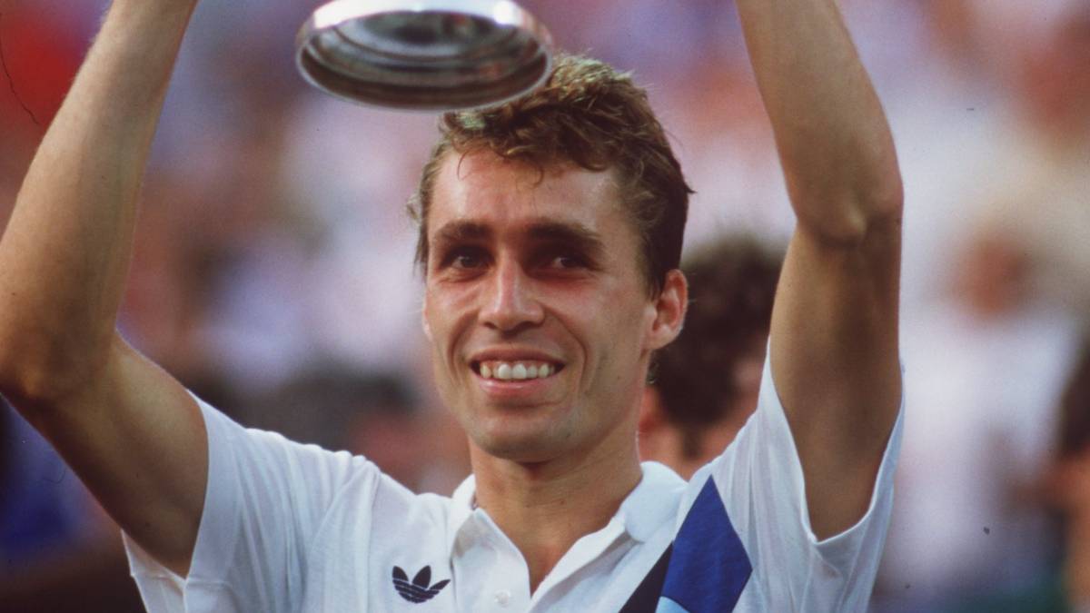 Dabei war Lendls Visitenkarte eindrucksvoll: Als Spieler führte er die Weltrangliste 270 Wochen lang an, gewann 94 Titel, darunter acht Grand-Slam-Turniere. Aber auch als Trainer hat Lendl sich schon hervorgetan