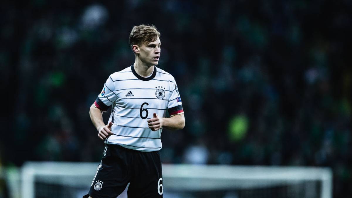 JOSHUA KIMMICH: Mit dem Trikot in der Hose demonstrierte er den Prototypen eines klassischen, soliden und abräumenden Sechsers. Es war ein Kimmich-Spiel: Stabil und ohne Fehler. Harmonierte gut mit Kroos. Top-Szene, als er im Strafraum den Ball aus der Drehung leicht am Tor vorbeizog (80.). SPORT1-Note: 2