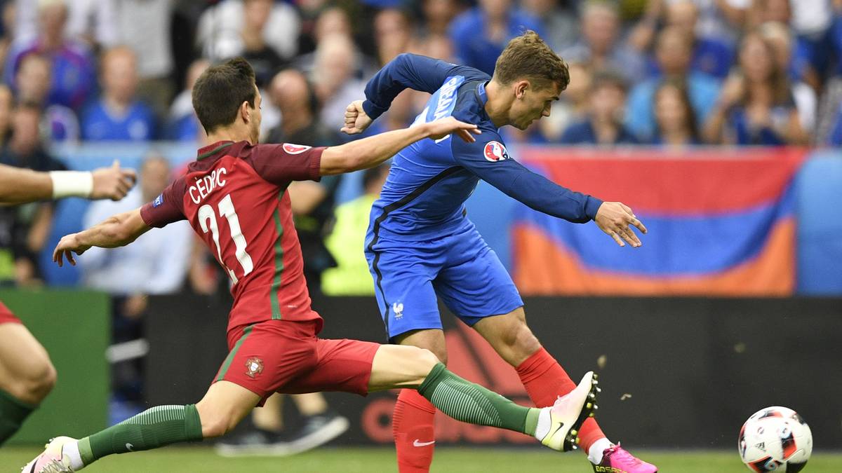 CEDRIC: Spielt früh einen genialen langen Pass zur Großchance für Nani. Defensiv gegen Dimitri Payet zunächst stabil. Dann aber gegen Coman mit größeren Problemen. SPORT1-Note: 3