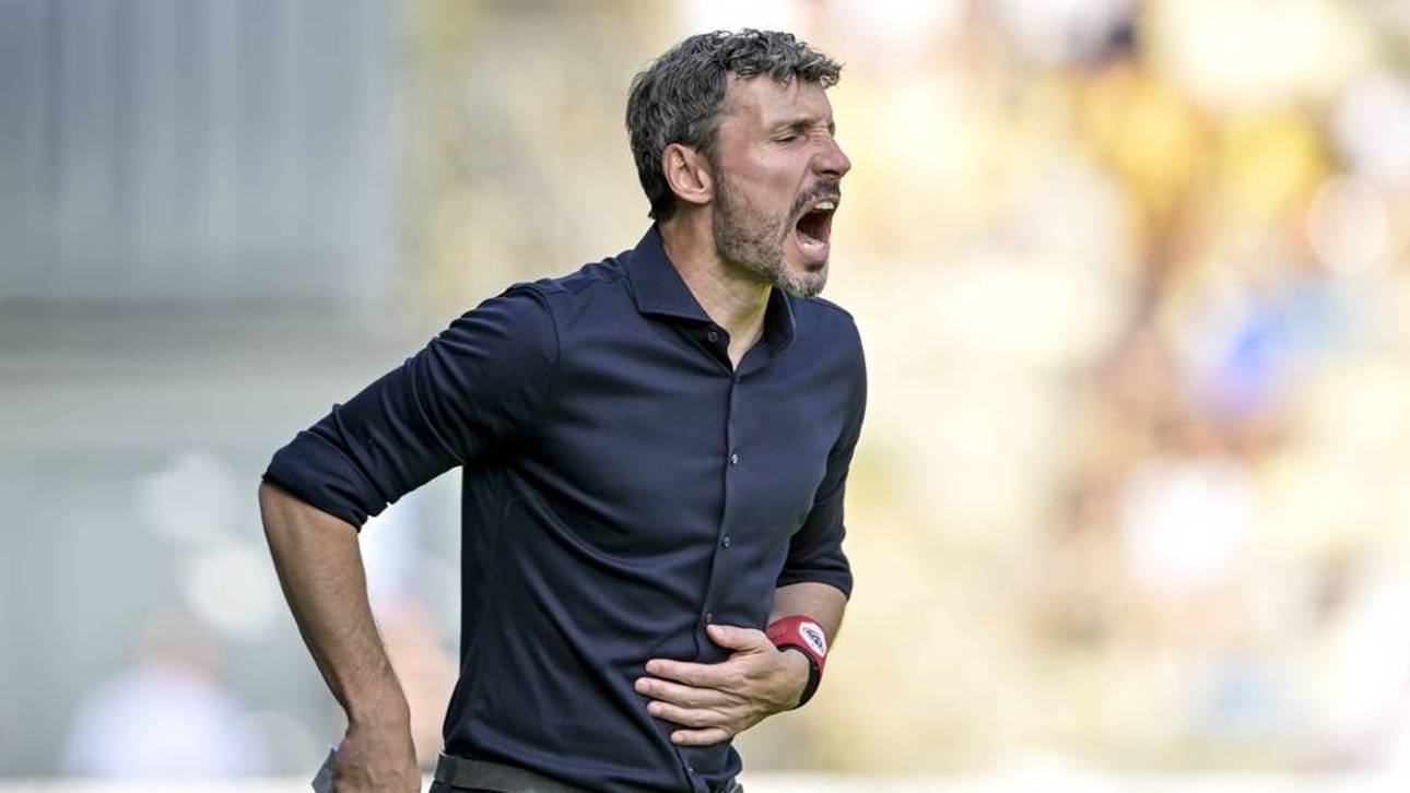 Van Bommel unterläuft böser Patzer