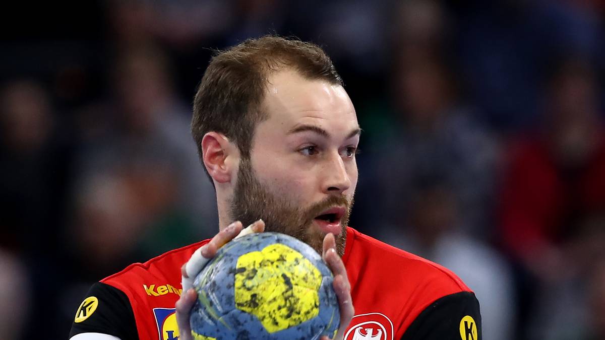 STEFFEN FÄTH: Entwickelte nicht die Wucht wie zuletzt. Ein Tor bei zwei Versuchen vor der Pause, dazu ein toller Pass auf Pekeler, aber auch ein misslungenes Zauber-Anspiel auf Gensheimer. Blieb dann lange draußen, ehe er 10 Minuten vor Schluss wieder im linken Rückraum übernahm und das 20:20 ins Netz reinfeuerte