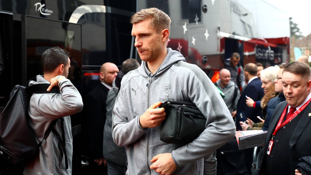 Mertesacker liebäugelt mit Rückkehr