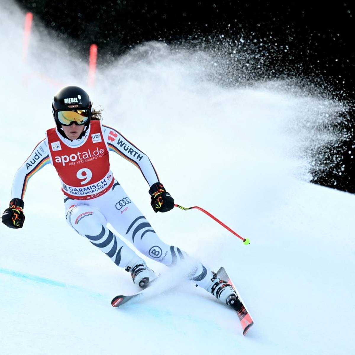 Skirennläuferin Kira Weidle geht als Anwärterin auf einen Podestplatz in die letzte Weltcup-Abfahrt vor den Olympischen Spielen in Peking.