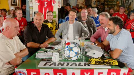 Im SPORT1 Fantalk spricht SPORT1-Experte Peter Neururer über den neuen Modus der Champions League, der für ihn eine "Geldbeschaffungsmaßnahme" ist. Mario Basler schwärmt von einem Bayern-Star und rät dem Verein zur Vertragsverlängerung.