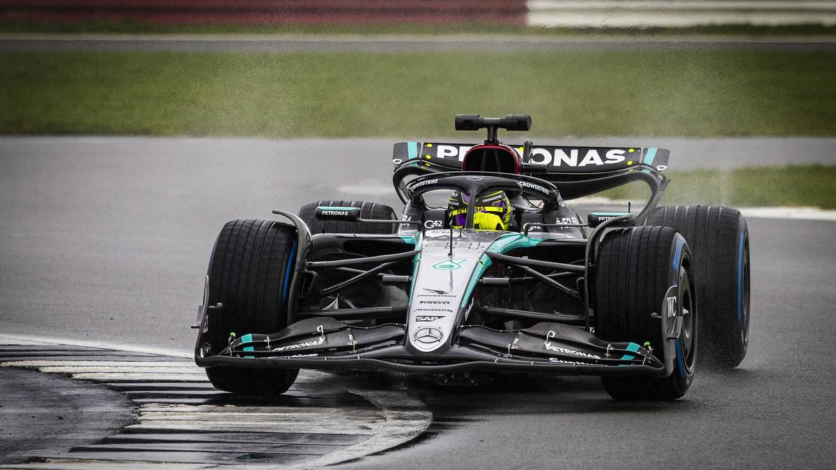 Es ist die letzte Saison für Lewis Hamilton bei Mercedes - 2025 wechselt er vom Silber zum Rot von Ferrari