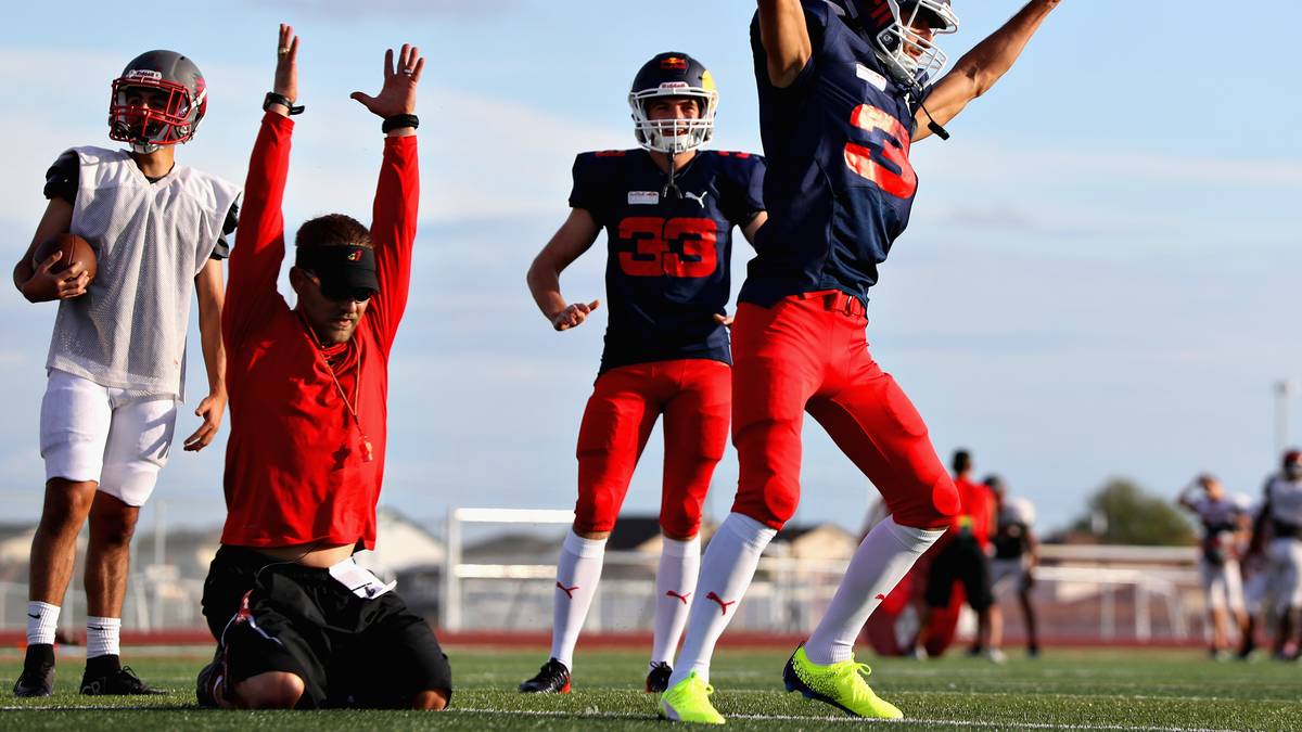 ...und lässt sich anschließend feiern