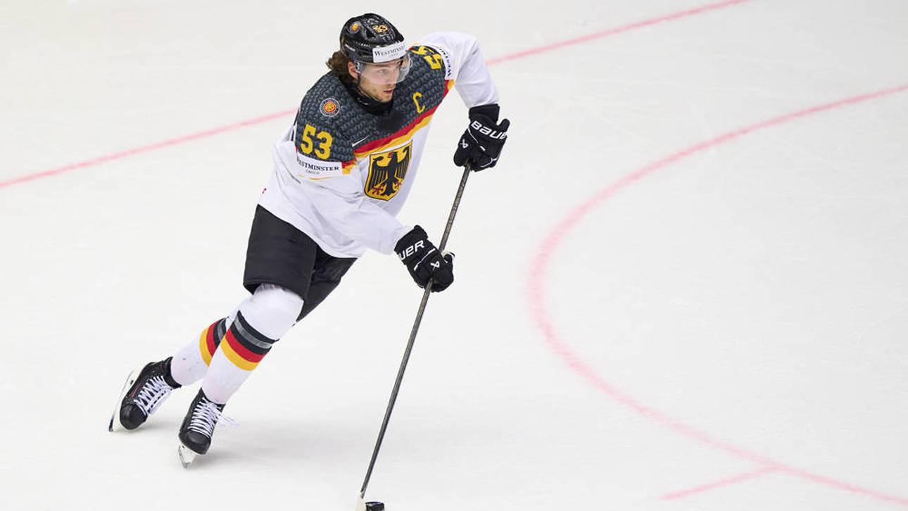 Moritz Seider ist einer von neun NHL-Spielerin in der DEB-Auswahl
