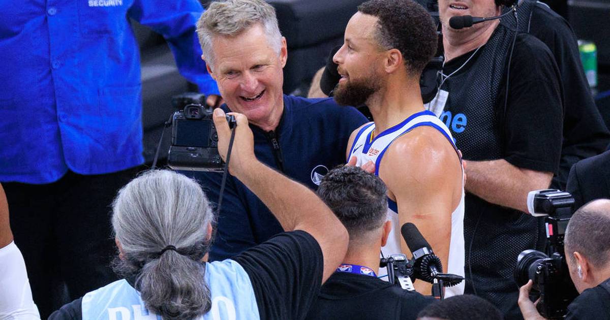 Emotional NBA Moment: Steve Kerr Expresses Gratitude for Stephen Curry and Draymond Green