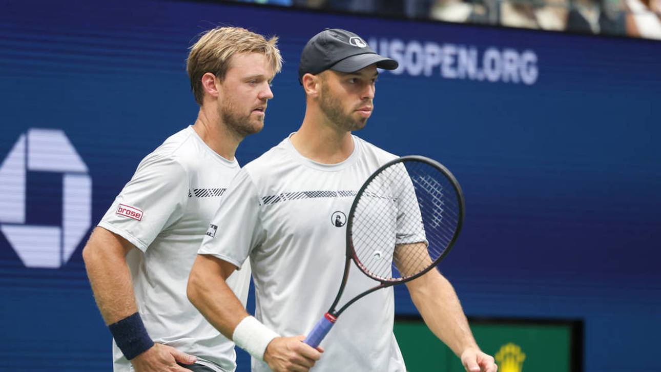 Irrsinn macht Tennis-Duo wütend