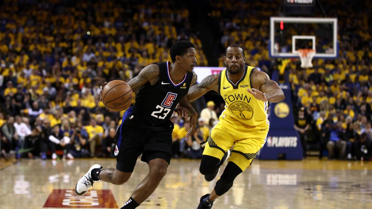 Die wandelnde Scoring-Maschine Williams (20 Punkte in 26 Minuten) wurde gerade erst wieder zum Sixth Man gewählt - zum dritten Mal. Ein so brandgefährlicher Scorer von der Bank kann Leonard und George mehr als nur entlasten