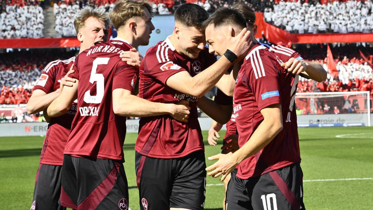 Klose feiert furiosen Derbysieg