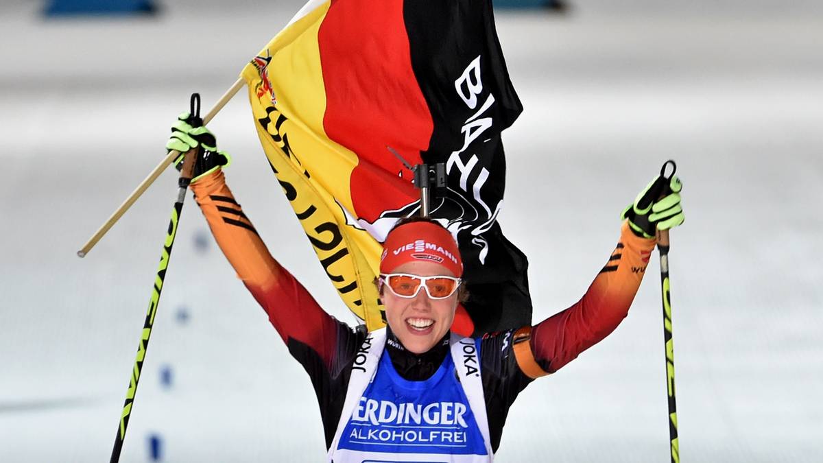 Den Sieg, daran gibt es nichts zu rütteln, läuft Dahlmeier ins Ziel