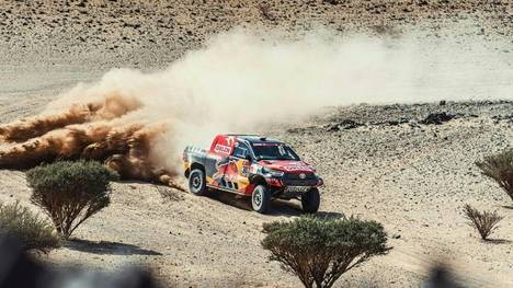 Dakar: x-Raid-Pilot Peterhansel baut Vorsprung wieder aus
Tim Gottschalk und Jakub Przygonski kämpfen sich vor