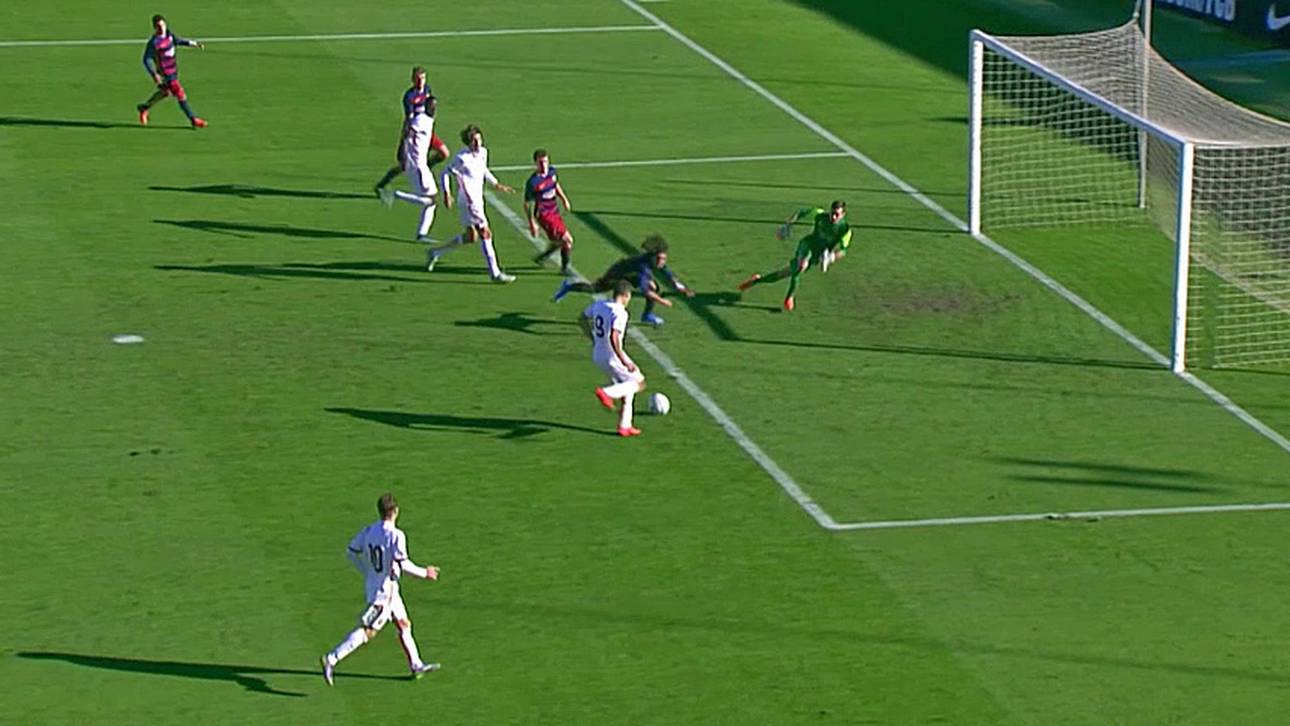 Barca verspielt 3:0, Bayer remis