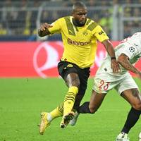 Angreifer Anthony Modeste denkt offenbar trotz der durchwachsenen Saison bei Fußball-Vizemeister Borussia Dortmund nicht an sein Karriereende.