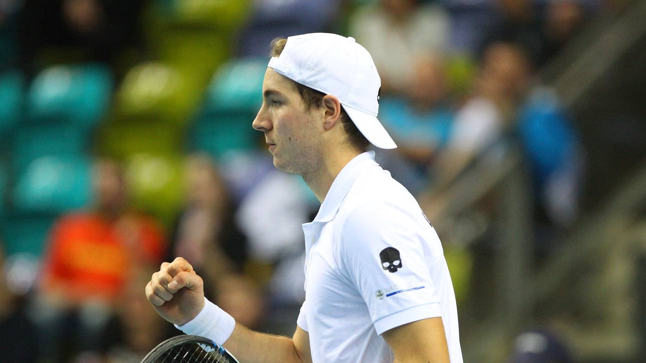 Struff gewinnt letztes Einzel