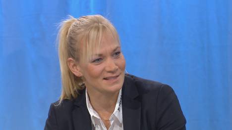 Bibiana Steinhaus lobt Ralf Rangnick im CHECK24 Doppelpass für dessen Umgang mit den Schiedsrichtern an der Seitenlinie. Der Ex-Leipzig-Verantwortliche zeigt sich ergriffen.