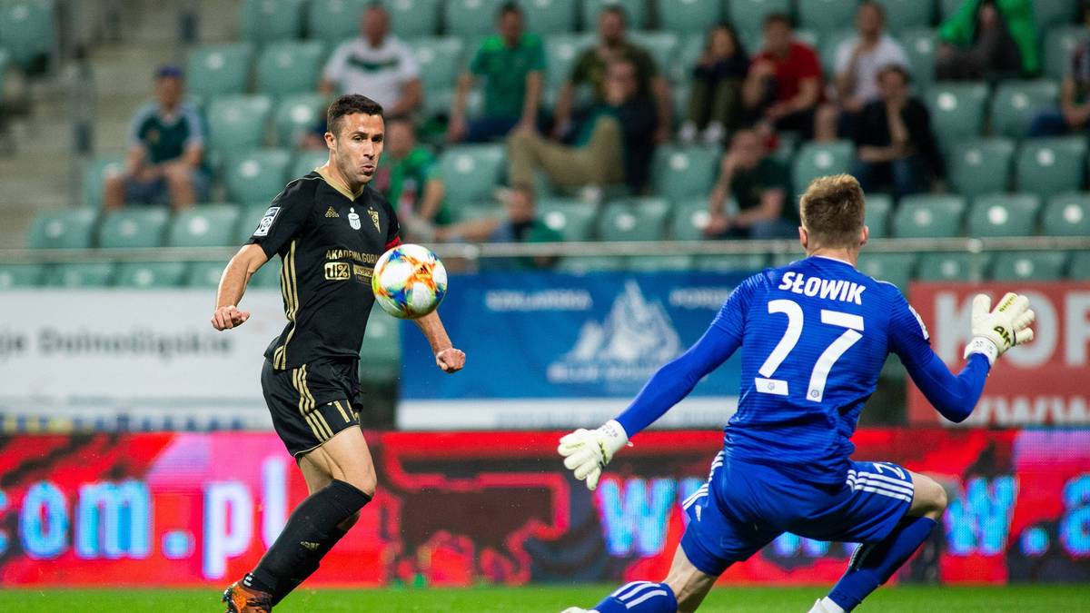 EKSTRAKLASA - IGOR ANGULO (24; Górnik Zabrze/35): Der 35-jährige Spanier holt sich nicht nur den Titel des Torschützenkönigs, sondern ist auch für genau die Hälfte der insgesamt 48 Liga-Tore seines Teams direkt verantwortlich und bereitete sechs weitere vor  