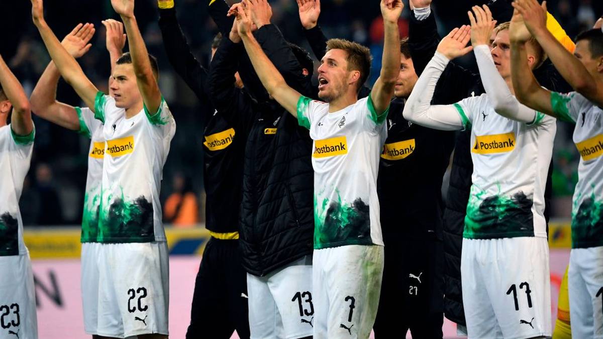 Borussia Mönchengladbach führt auch nach dem 9. Spieltag die Tabelle der Bundesliga an. Am Niederrhein werden zumindest zarte Erinnerungen an die letzte Meistermannschaft wach