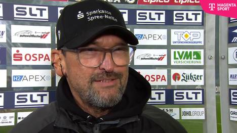 Die Fehde zwischen Cottbus-Trainer Claus-Dieter Wollitz und Ex-Energie-Spieler Maximilian Krauß geht in die nächste Runde. Nach dem 3:1-Sieg bei Hansa teilte Wollitz nochmal gegen seinen Ex-Schützling aus.