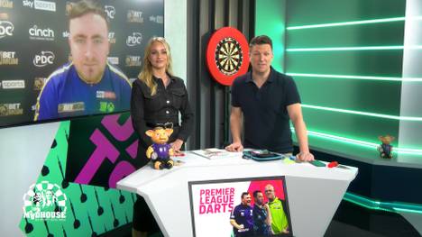 Luke Littler spricht in der ersten Madhouse-Folge über seinen WM-Titel, über sein vergangenes Jahr und über einen verbalen Schlagabtausch mit Michael van Gerwen.