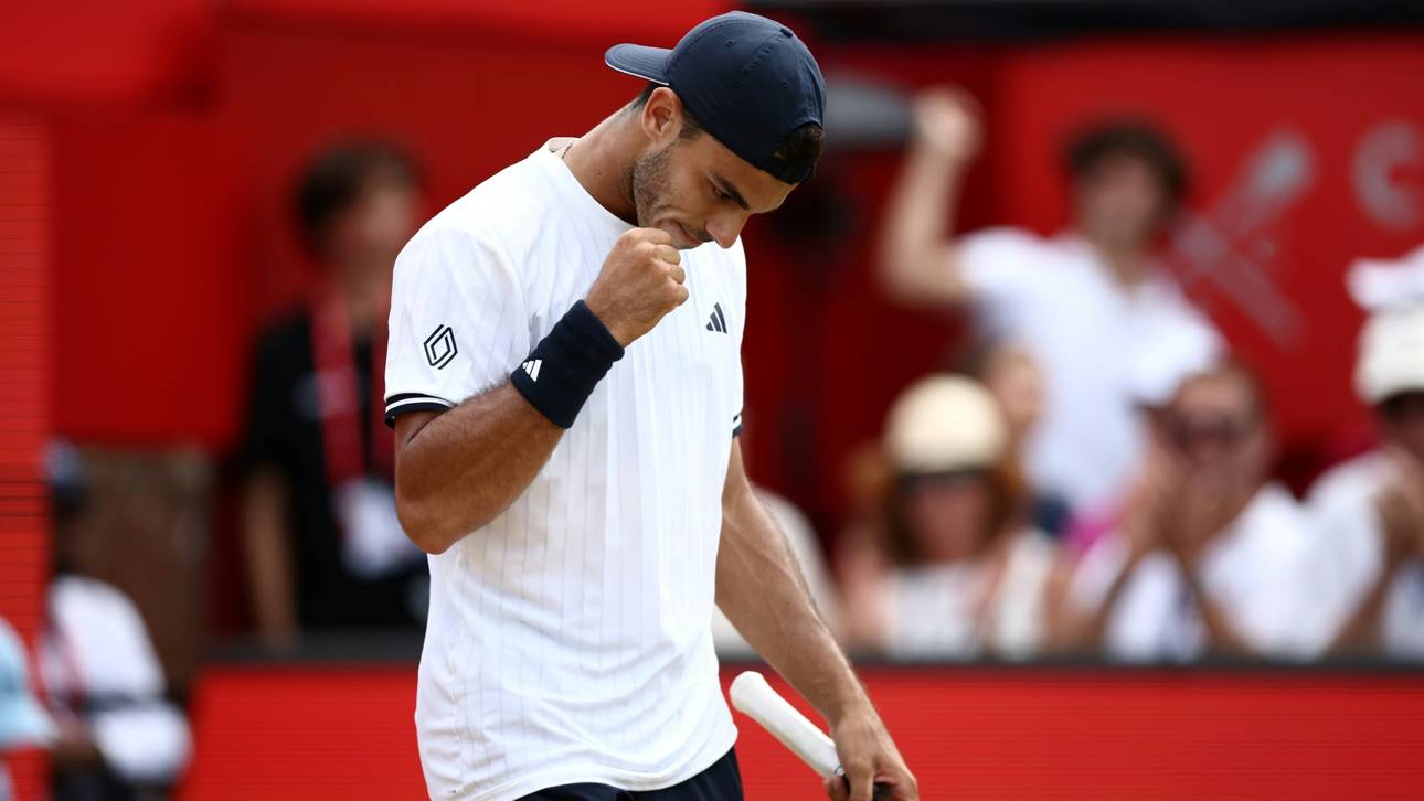 Cerúndolo holt Titel im Queen’s Club