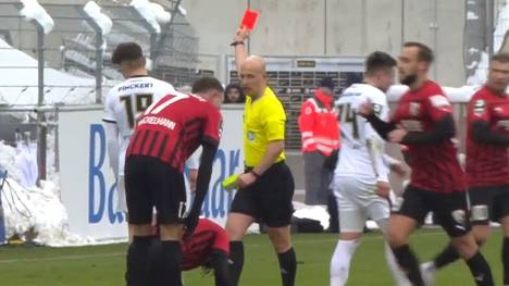 In einem torreichen Spiel setzt sich der SV Elverberg mit 4:3 gegen den FC Ingolstadt 04 durch und festigt damit die Tabellenführung in der 3. Liga. 