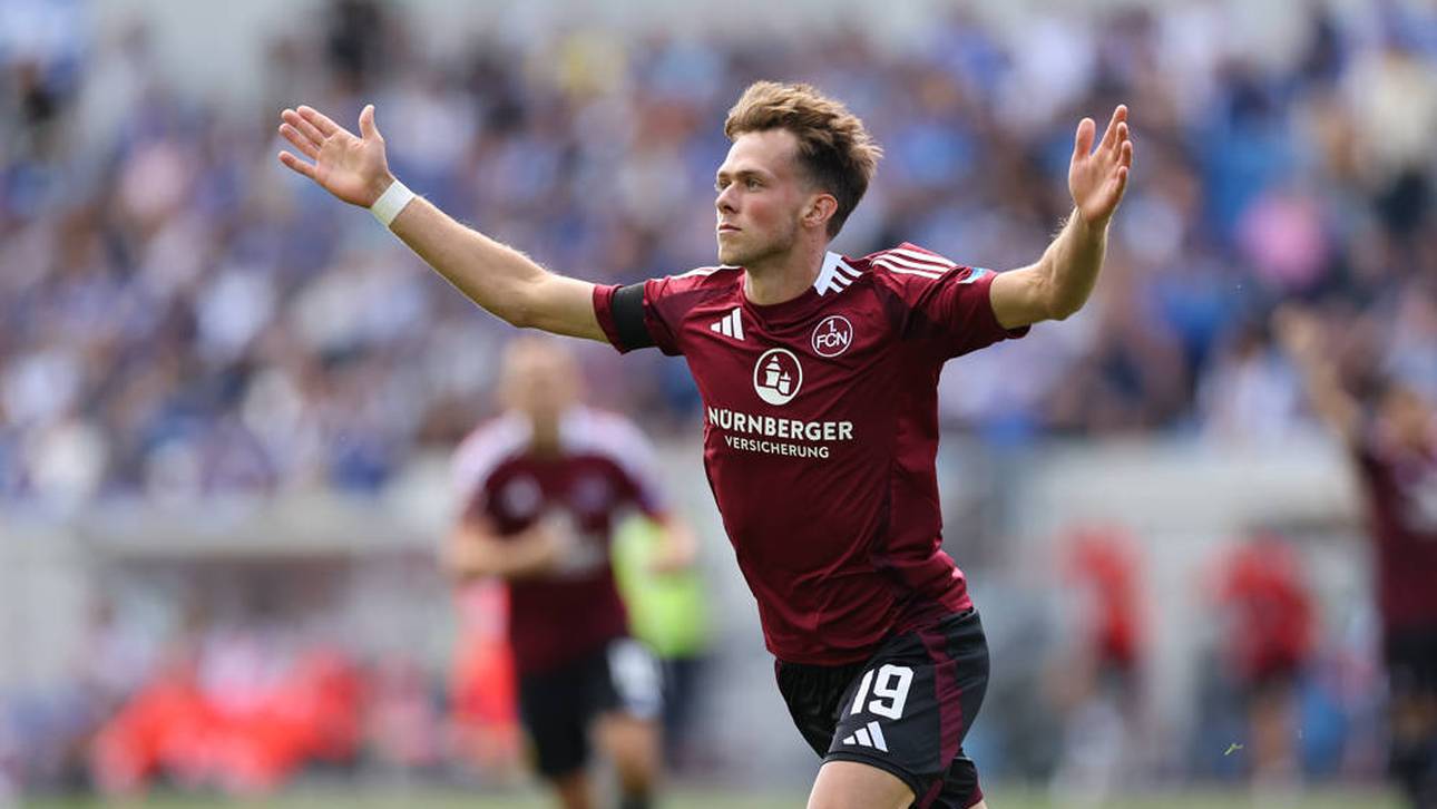 Klose jubelt über Traumtor