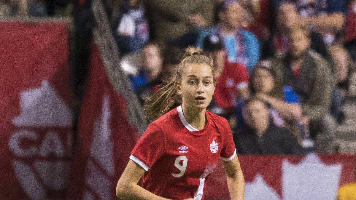 JORDYN HUITEMA (18/Kanada): Aufmerksame Follower von Bayern Münchens Alphonso Davies haben die Angreiferin bereits auf Instagram-Bildern erspäht. Die beiden werden in der Presse natürlich gerne als "Power-Pärchen des kanadischen Fußballs" gefeiert