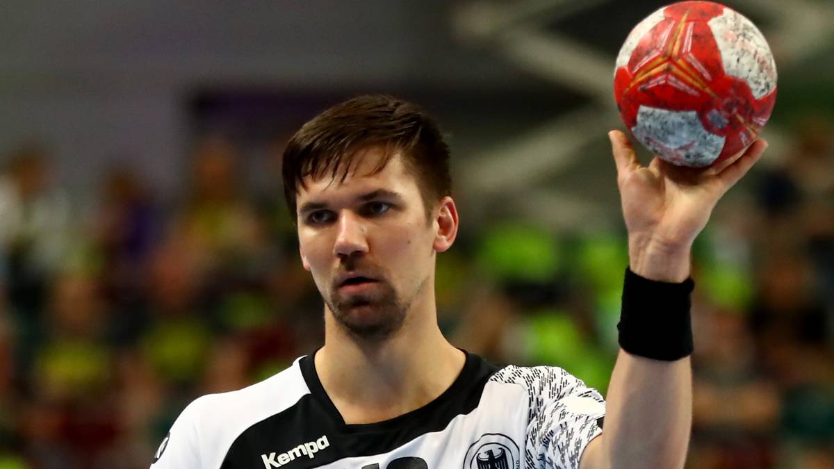 RÜCKRAUM RECHTS: FABIAN WIEDE (Füchse Berlin)