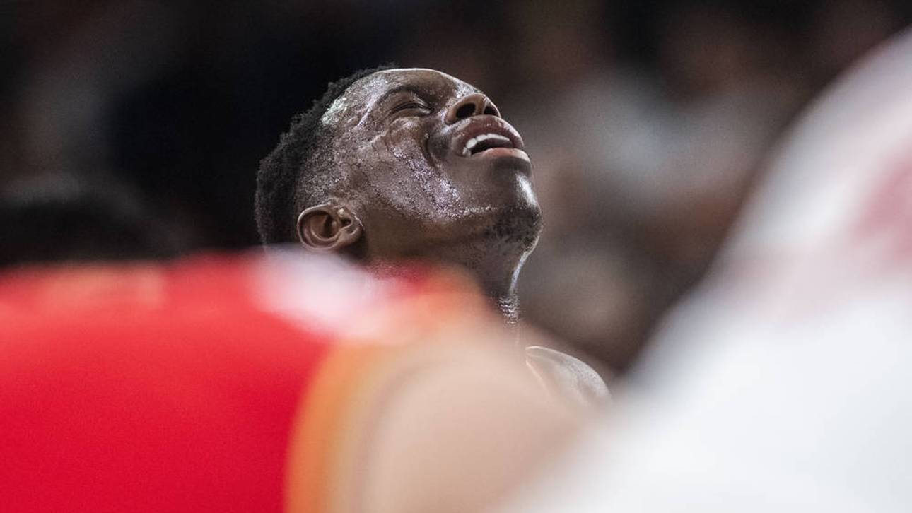 Schröder mit Pöbelei und Platzverweis