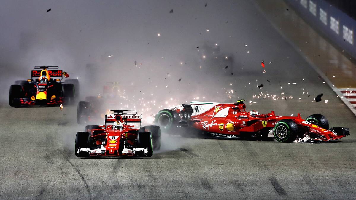 In Singapur kommt es direkt nach dem Start zu einem Crash, in den Vettel, Verstappen und Räikkönen verwickelt sind. Für das Trio ist das Rennen beendet, Hamilton lacht sich als Sieger ins Fäustchen. Der Hauptschuldige ist Vettel, der seine Führungsposition zu vehement verteidigt. Ein Sieg war eigentlich eingeplant...